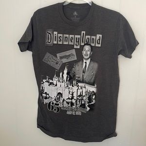 Disneyland passholder shirt